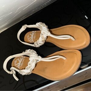 Fergalicious sandals 7.5